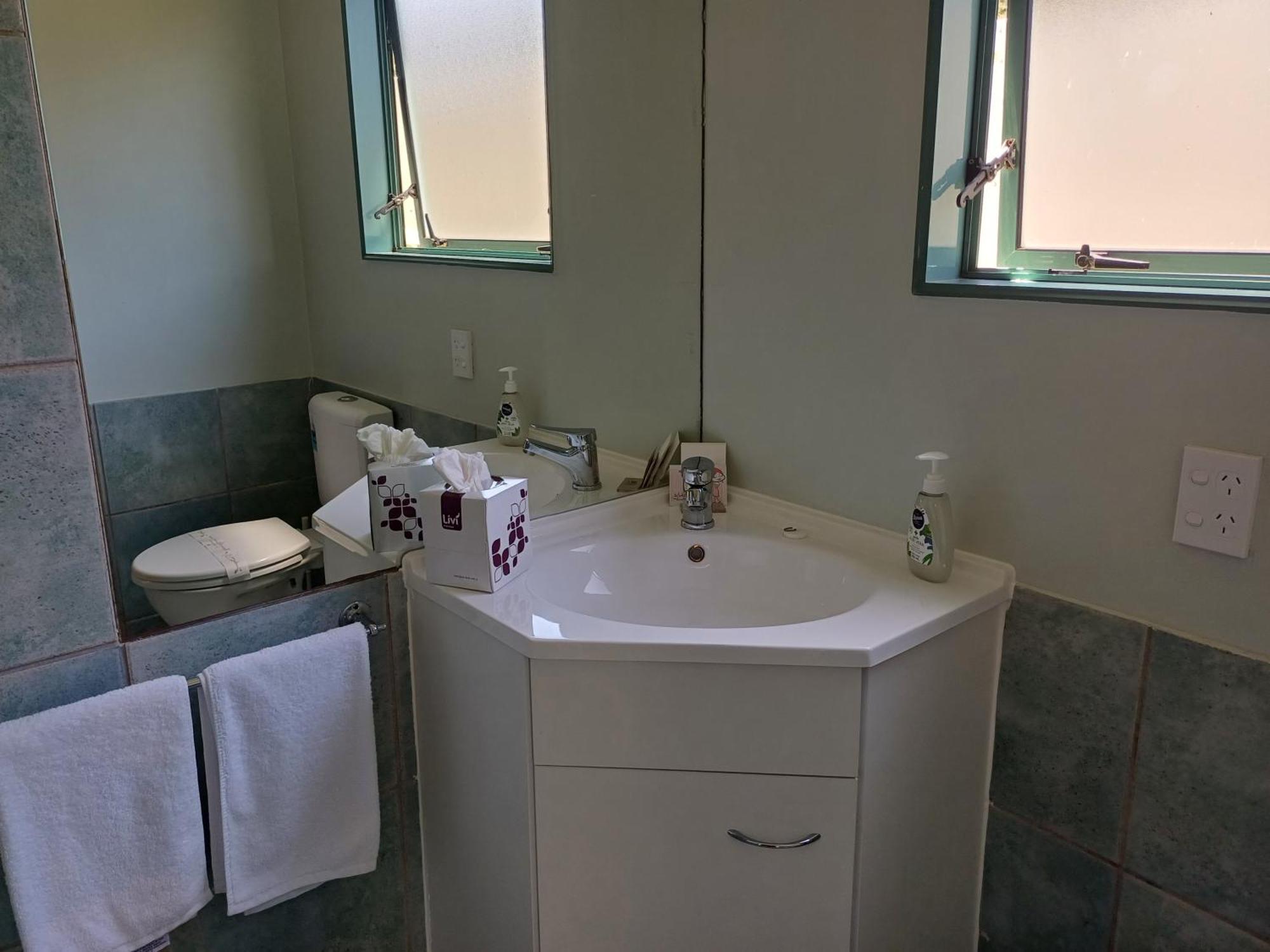 פאיהייה Te Tiriti Motel מראה חיצוני תמונה
