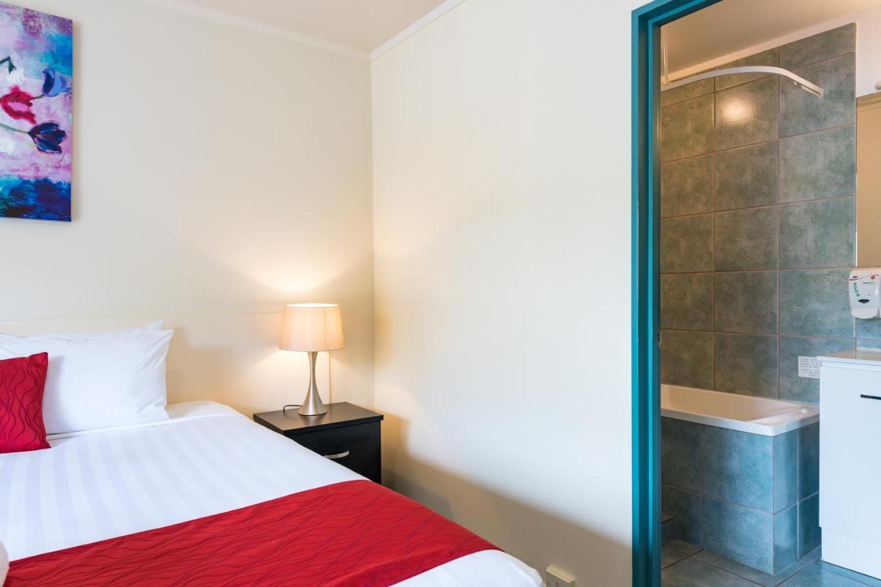 פאיהייה Te Tiriti Motel מראה חיצוני תמונה